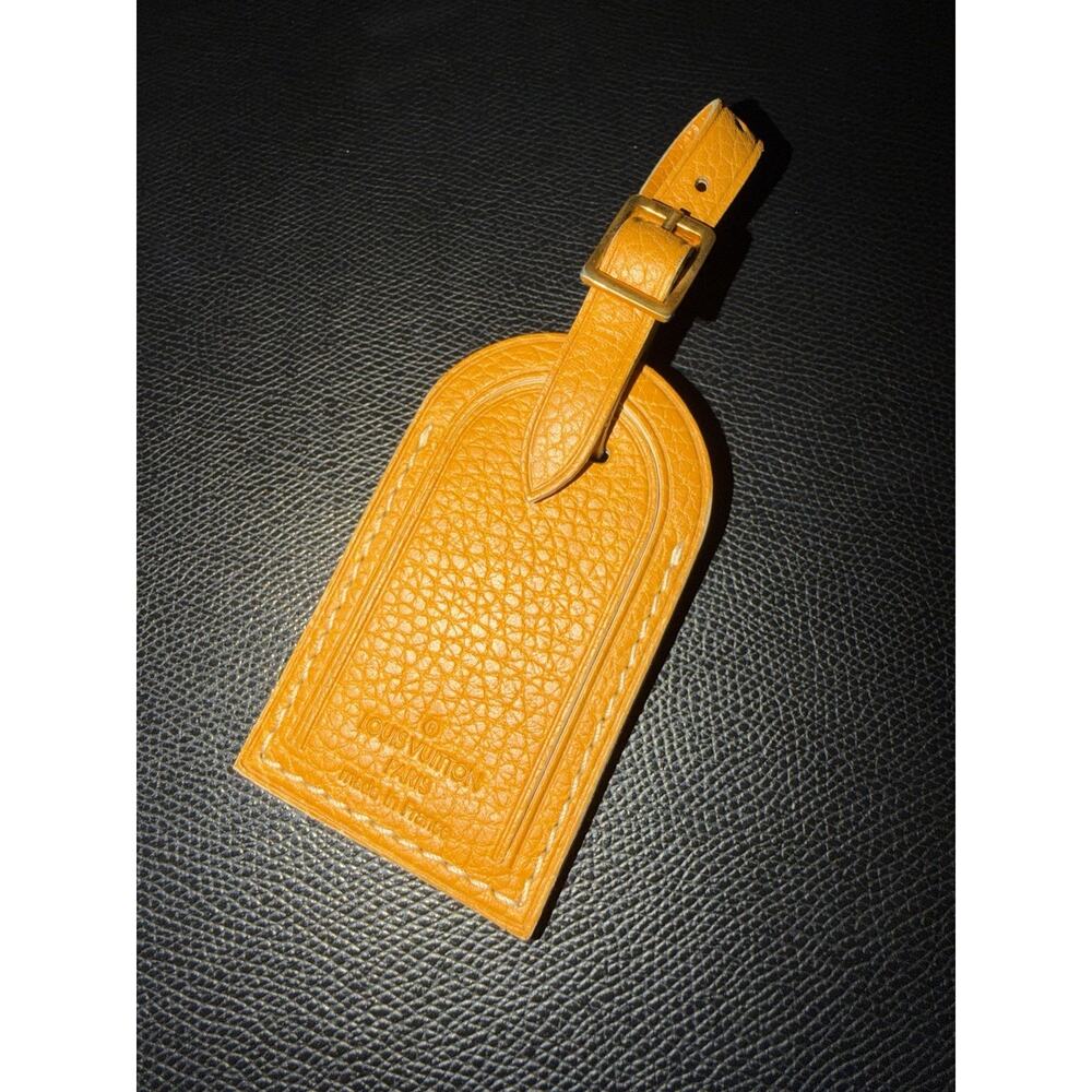Louis Vuitton Golden Mandarin Name Tag Grained Leather Gold-tone Buckle France